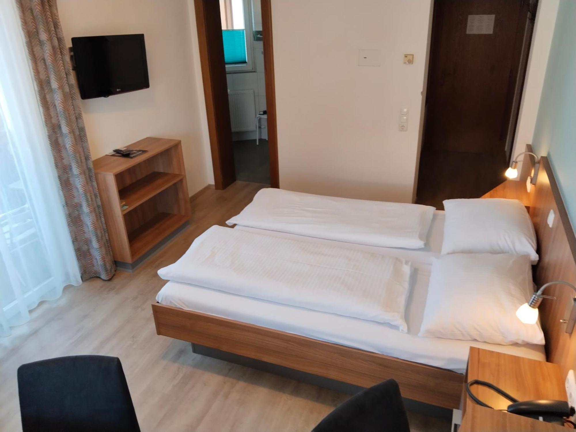 Dolomitenhotel Лиенц Экстерьер фото