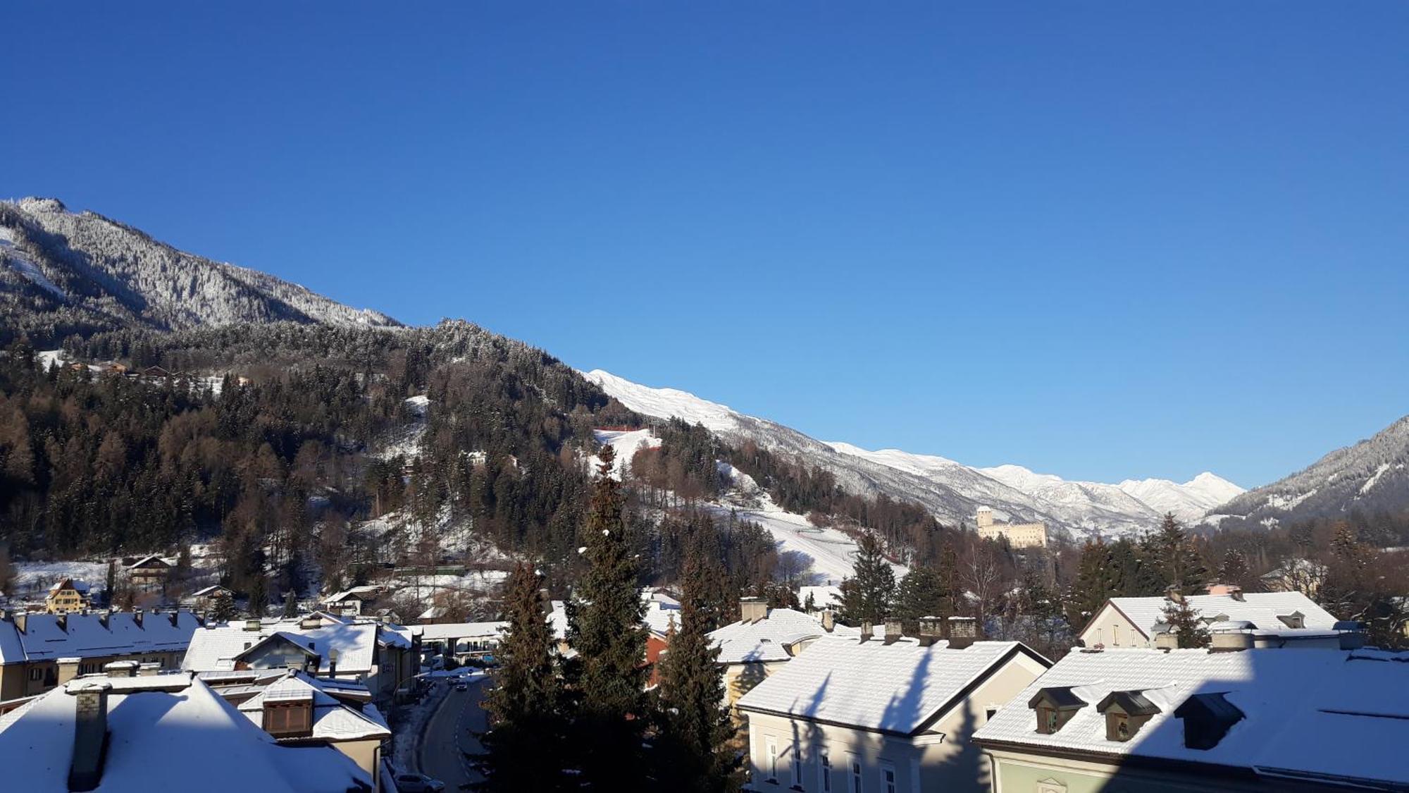 Dolomitenhotel Лиенц Экстерьер фото